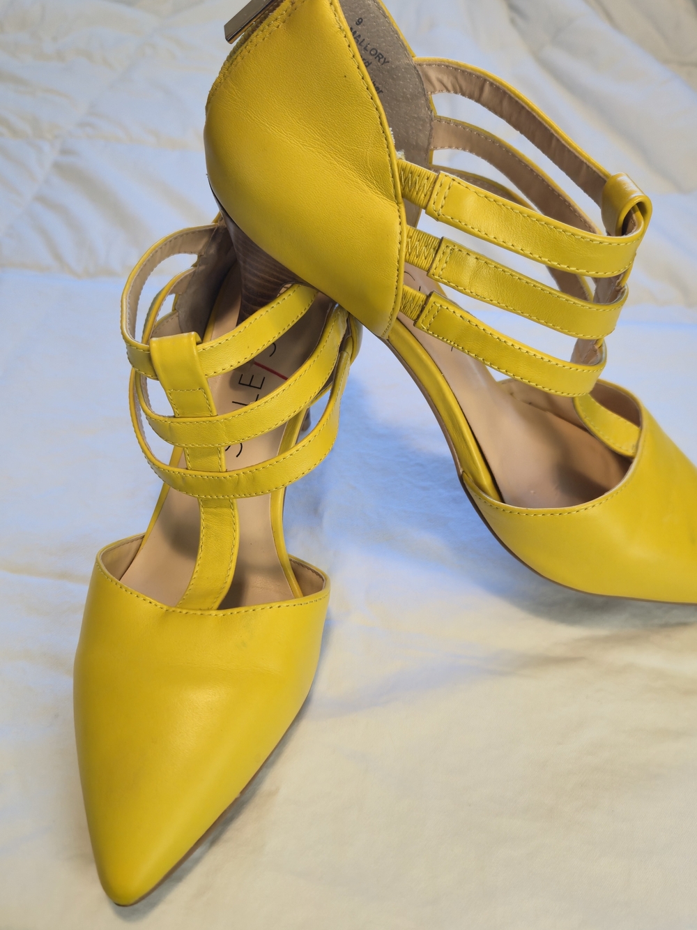 Sole Society Mustard Color, Strappy Pointed Toe Heels Women's Size 6 B673